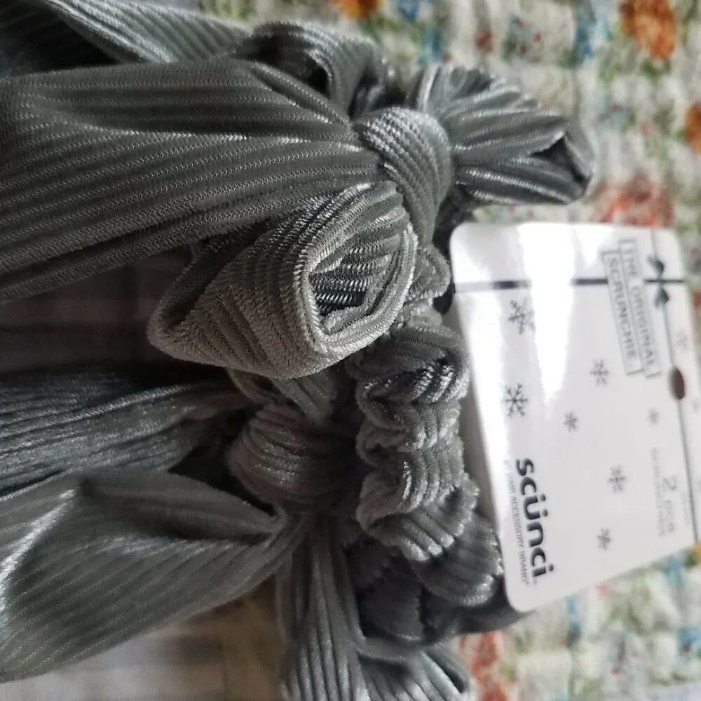 Silvery Gray Crushed Velvet Scrunchie w/Bow 2 Pc Set #34407 Scunci